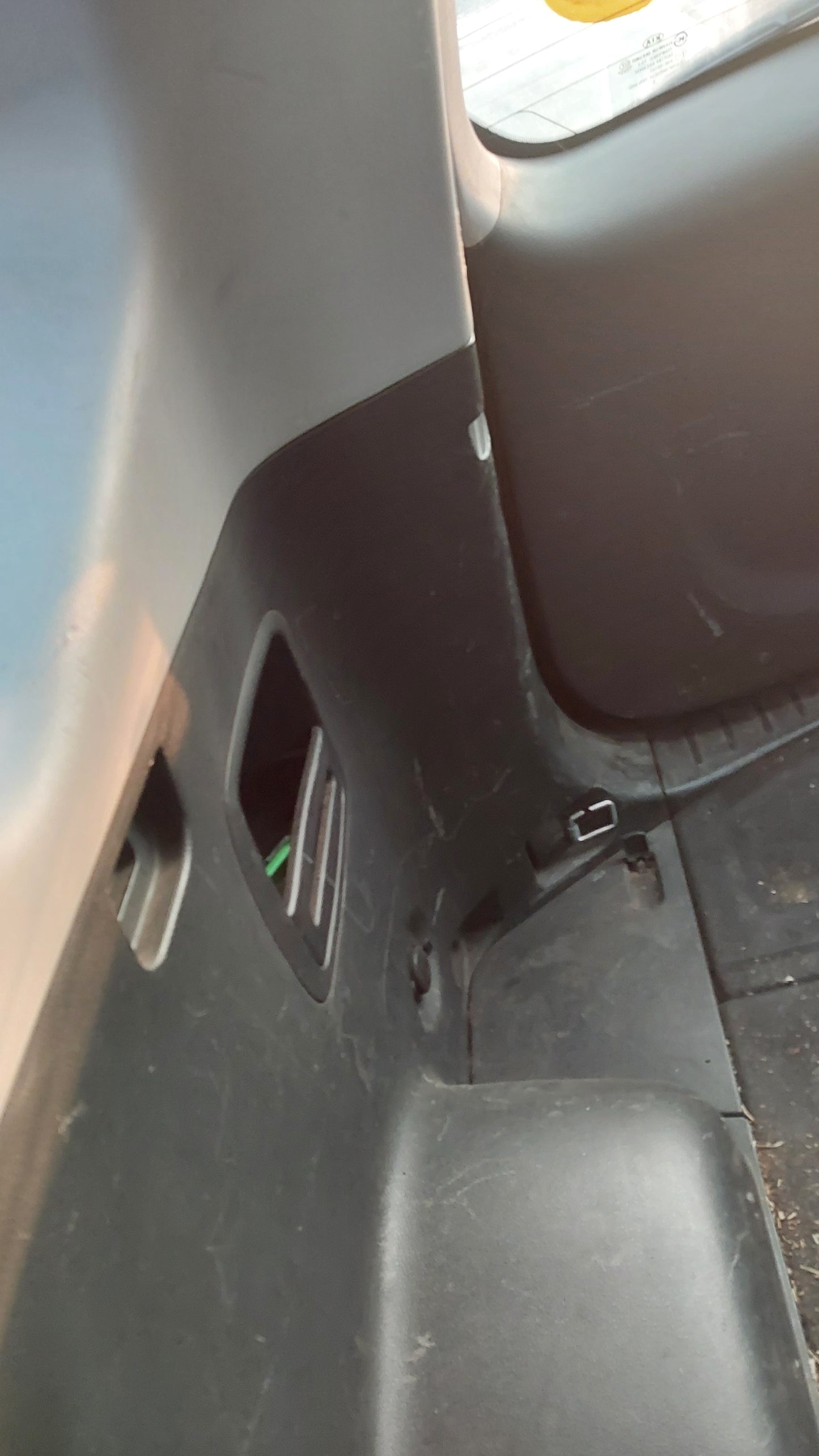 2007-2010 Kia Rondo - Stock #: M18948