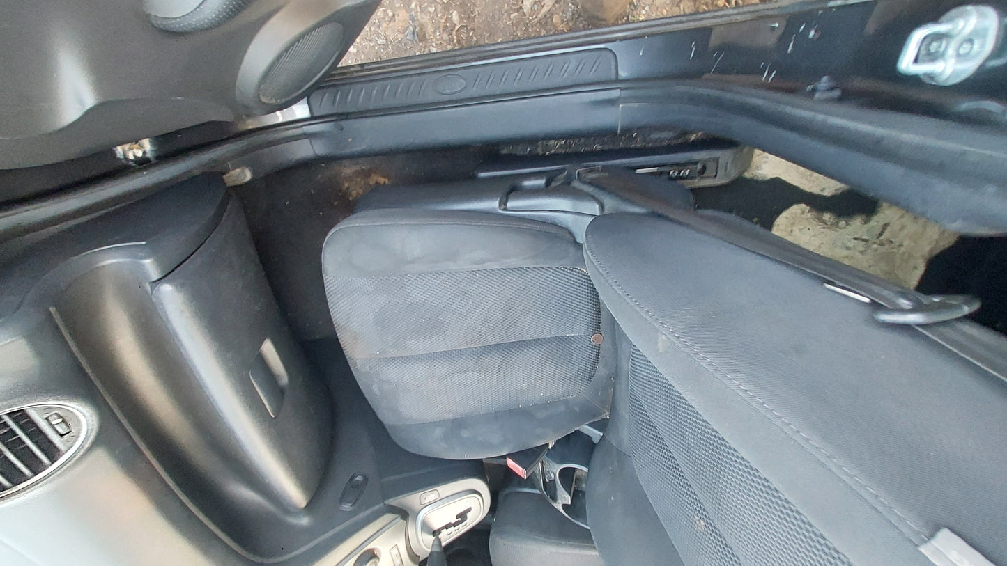 2007-2010 Kia Rondo - Stock #: M18948