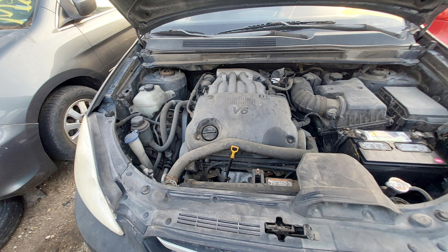 2007-2010 Kia Rondo - Stock #: M18948