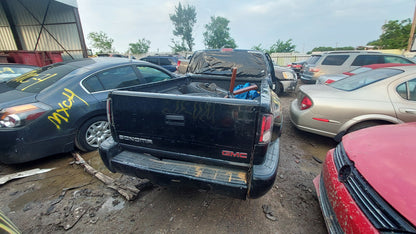 1997-2005 GMC SONOMA - PARTING OUT - MXD-9 Stock #: M18939