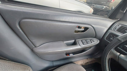 2000-2001 Toyota Camry - Stock #: M18951