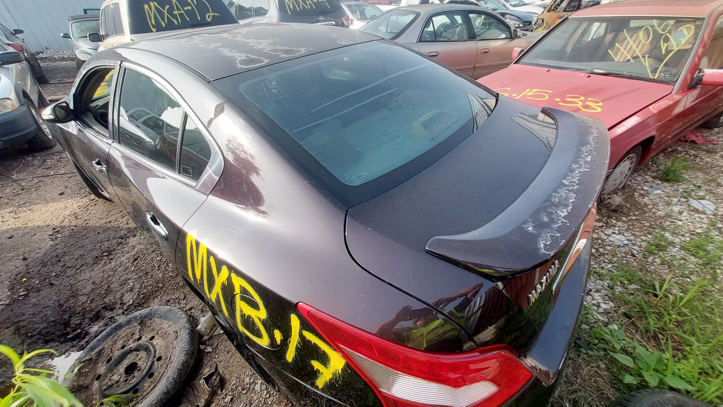 2005 Nissan Maxima - Stock #: M18907 - MXB-17