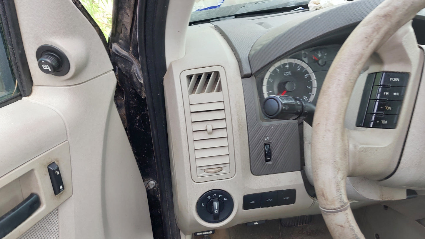 2008-2010 Ford Escape - Stock #: M18899