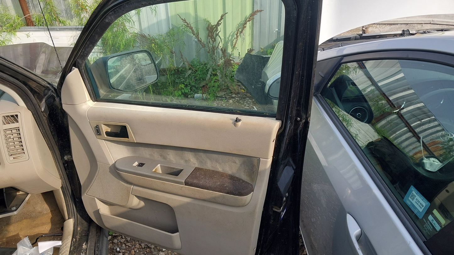 2008-2010 Ford Escape - Stock #: M18899