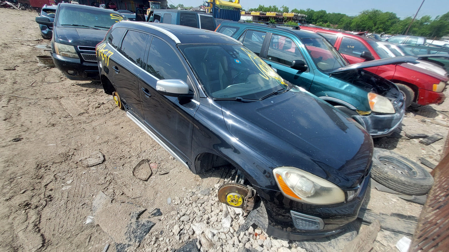 2011 Volvo XC60 - Stock #: M18927 - MXC-17