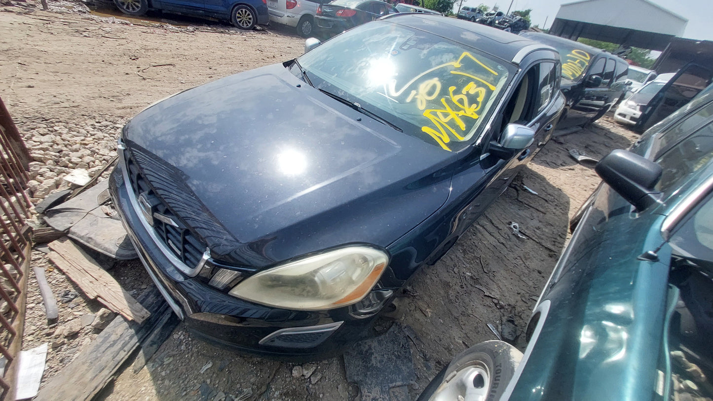 2011 Volvo XC60 - Stock #: M18927 - MXC-17