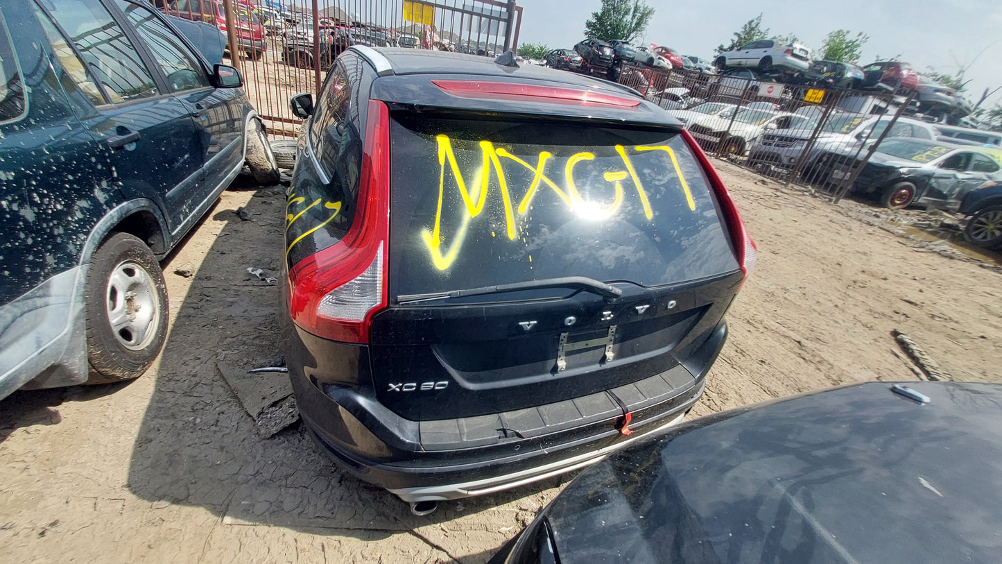 2011 Volvo XC60 - Stock #: M18927 - MXC-17