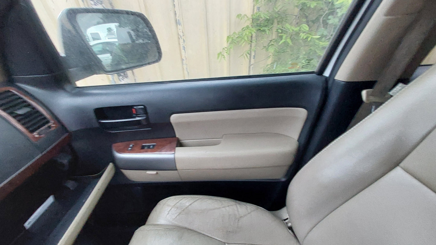 2012 TOYOTA SEQUOIA - STOCK #M18917