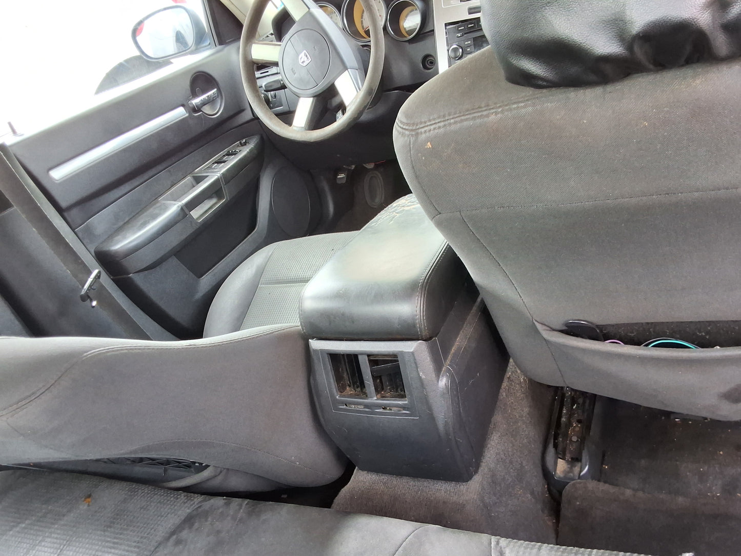 2010 Dodge Charger - Stock #: M19036 - MXI-6