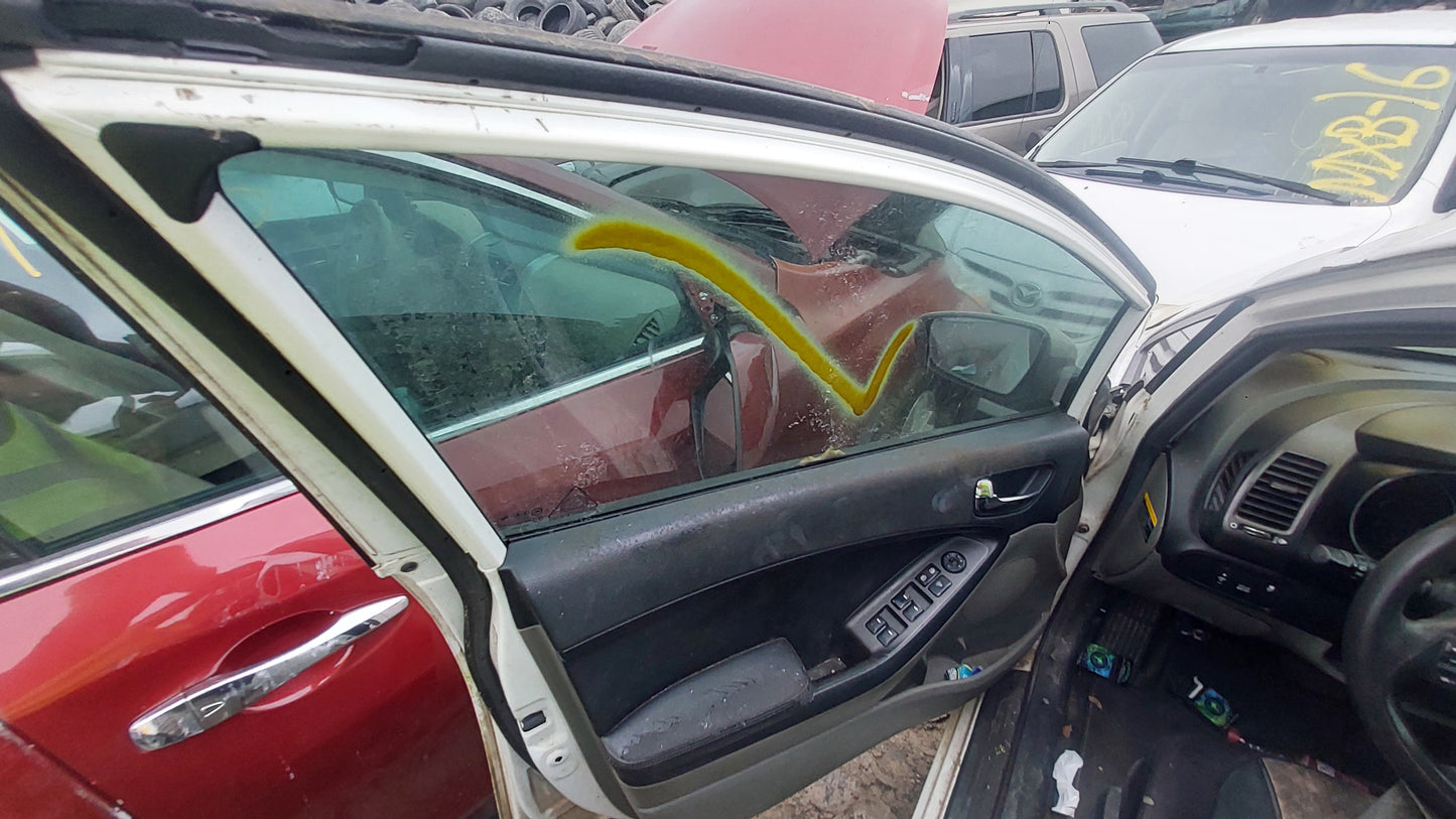 2014 - 2016 Kia Forte - Stock #: M18930 MXC-20