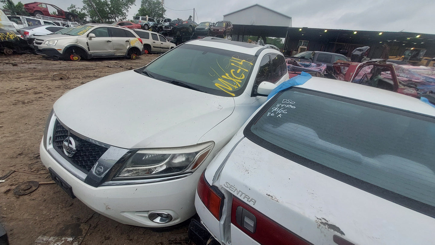 2014 Nissan Pathfinder - Stock #: M18924 - MXC-14