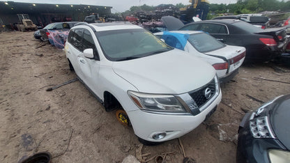 2014 Nissan Pathfinder - Stock #: M18924 - MXC-14