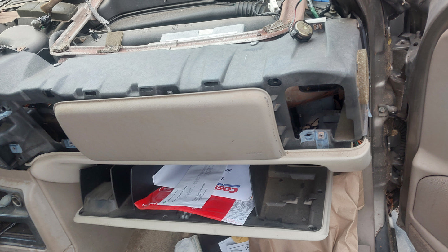 2003-2006 Chevrolet Suburban - Stock #: M18949