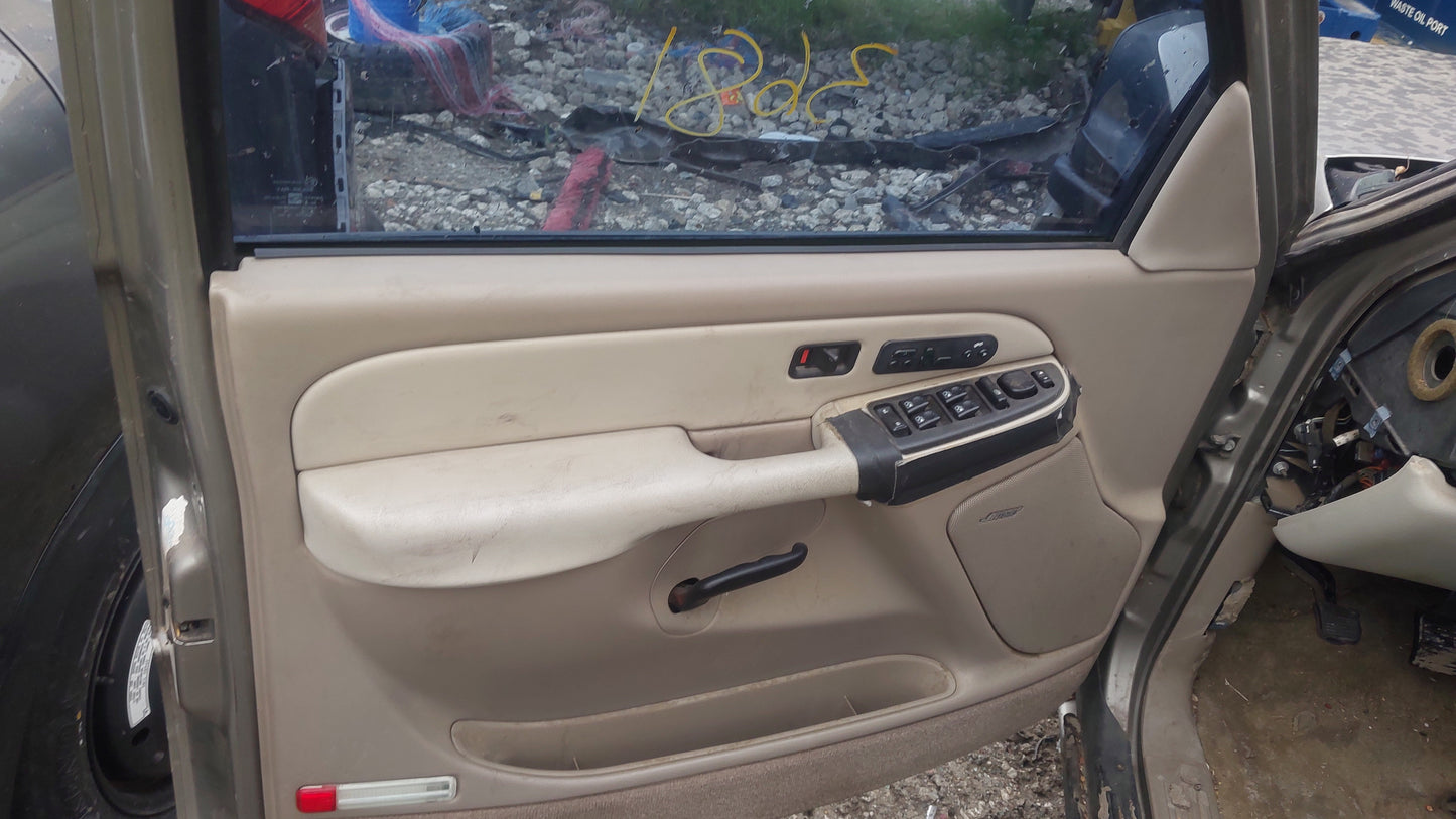 2003-2006 Chevrolet Suburban - Stock #: M18949