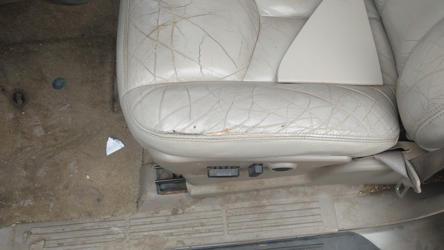 2003-2006 Chevrolet Suburban - Stock #: M18949