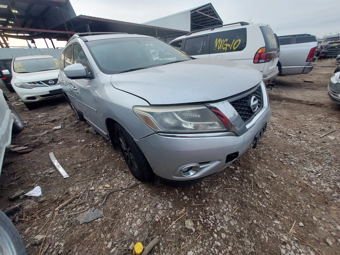 2016 NISSAN PATHFINDER - STOCK # M18166