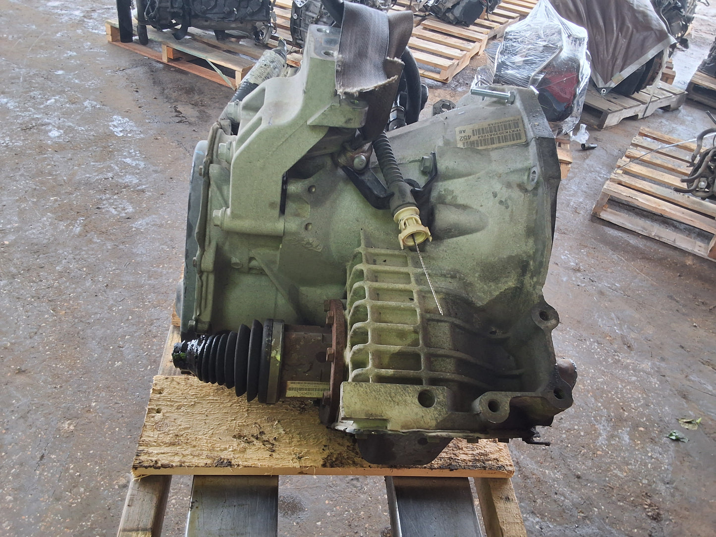 2013-2020 DODGE JOURNEY  -  AUTOMATIC TRANSMISSION - #M18977
