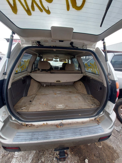 2003 Mitsubishi Montero XLS - Stock #: M18200 - MXG-10