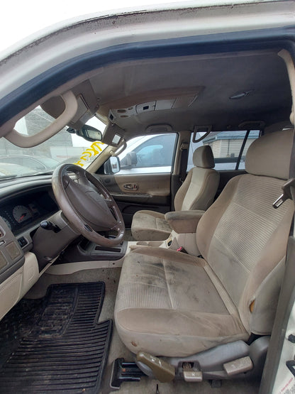 2003 Mitsubishi Montero XLS - Stock #: M18200 - MXG-10