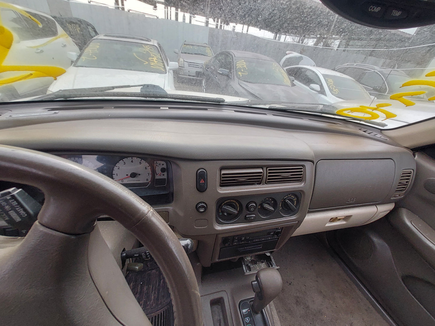 2003 Mitsubishi Montero XLS - Stock #: M18200 - MXG-10