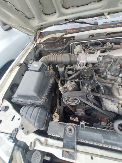 2003 Mitsubishi Montero XLS - Stock #: M18200 - MXG-10