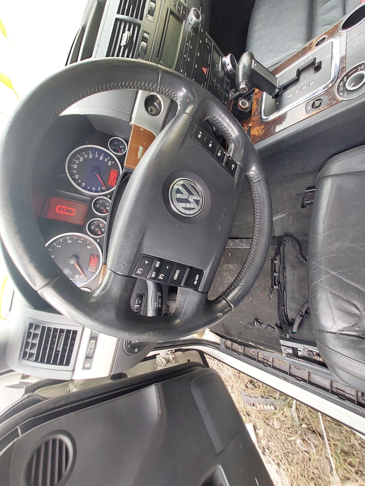 2008 VOLKSWAGEN TOUAREG - STOCK # M18167