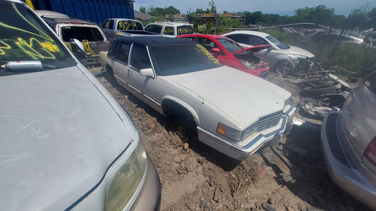 1992-1993 CADILLAC FLEETWOOD-PARTING OUT-MXF-19 Stock #:M18989