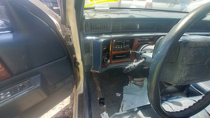 1992-1993 CADILLAC FLEETWOOD-PARTING OUT-MXF-19 Stock #:M18989
