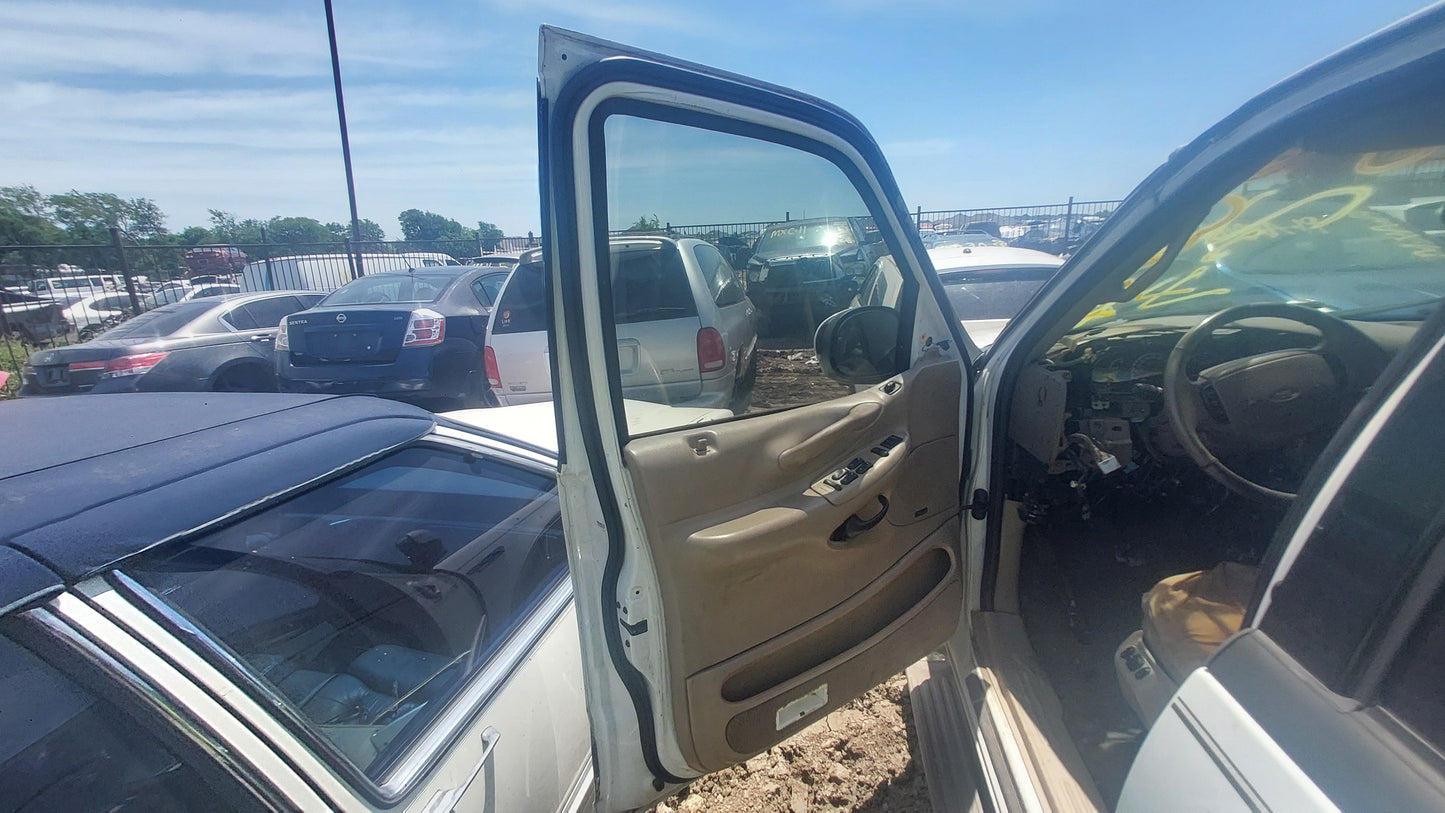 1997-2002 FORD EXPEDITION - PARTING OUT-MXF-20 Stock #:M18990