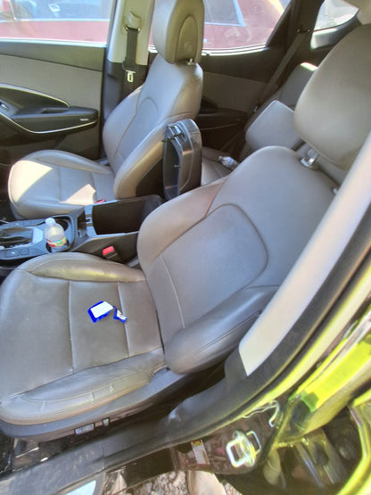 2017 HYUNDAI SANTA FE - STOCK #M19477