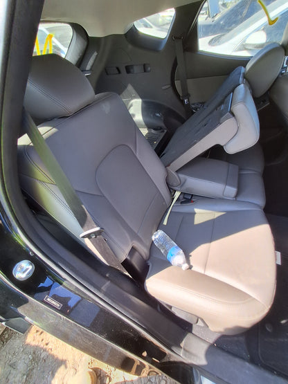 2017 HYUNDAI SANTA FE - STOCK #M19477