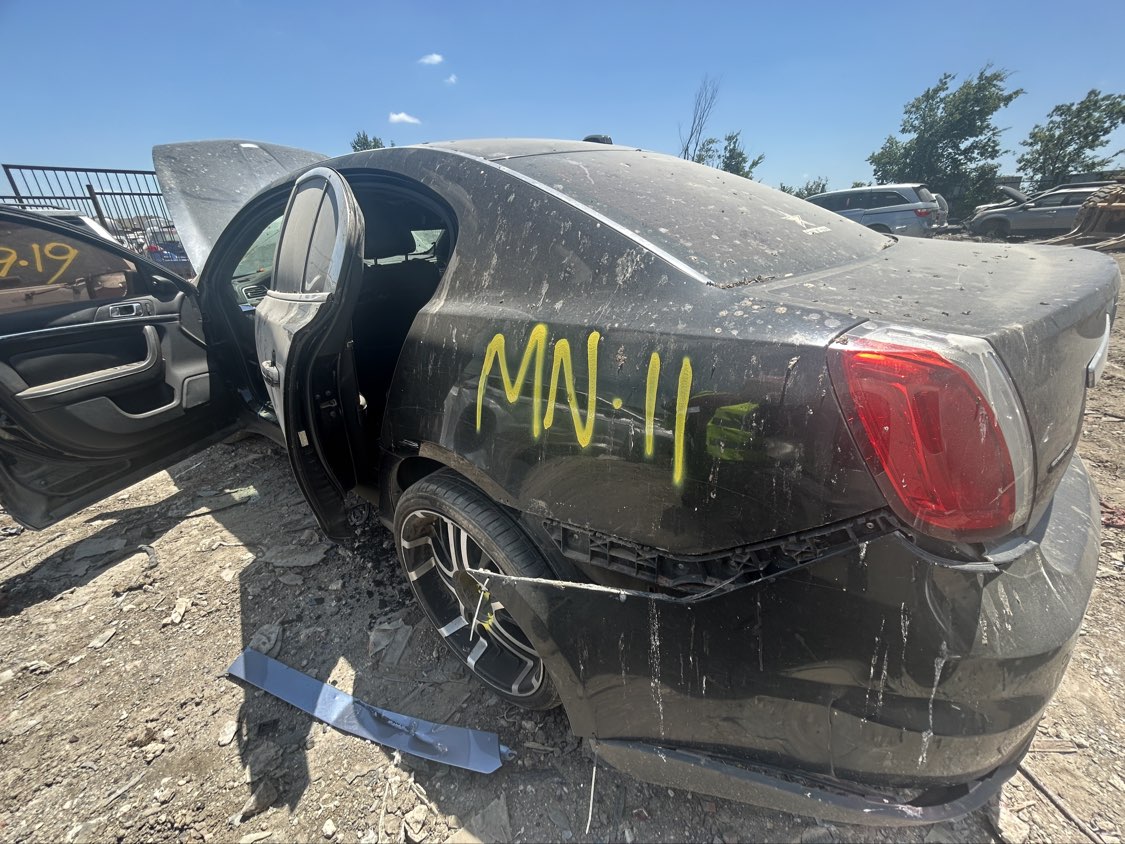 2011 Lincoln MKS - Stock #: M19461 - MN-11
