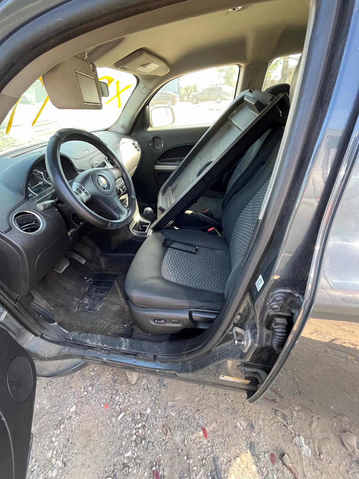 1/2 2006 - 2011 Chevrolet HHR LT | All Parts A - F | SKU #:M17347 - XD-17