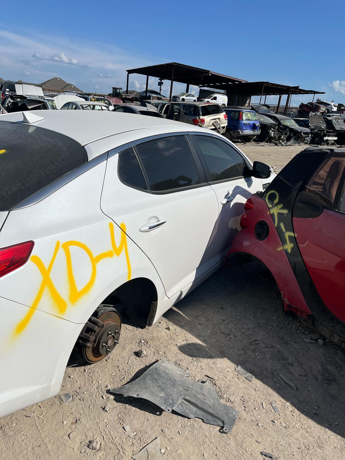 2/2 2011 - 2015 Kia Optima EX-GDI | All Parts G - Z | SKU #:M17334 - XD-4
