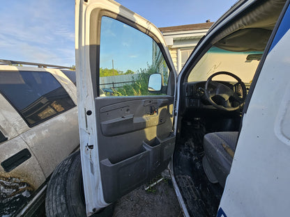1/2 2000-2007 Chevrolet Express 1500 Van | All Parts A - F | SKU #: M17445 XI-15