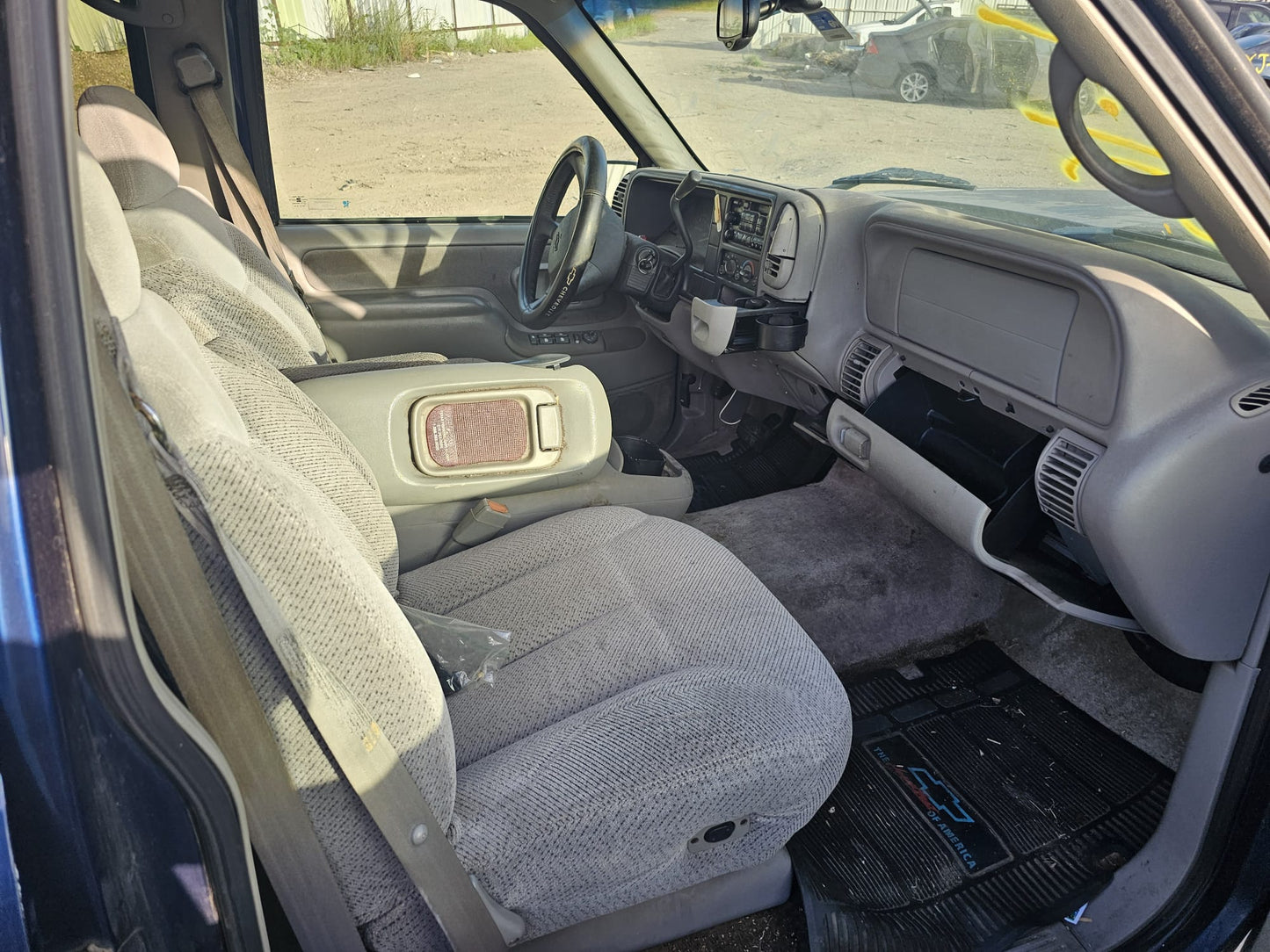 2/2 1999 2001 Chevrolet Tahoe | All Parts A - F | SKU # M17447 XI-17