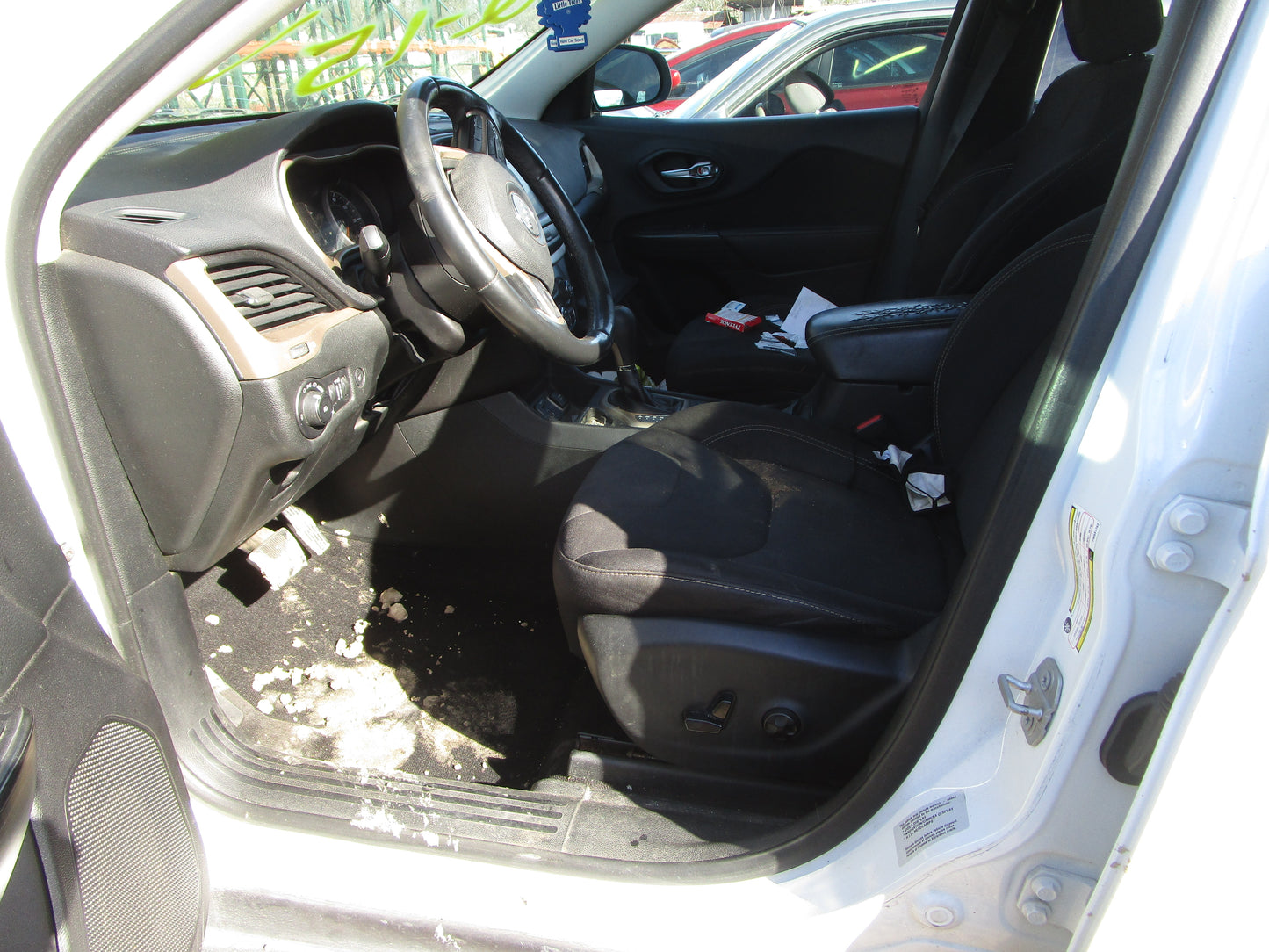 2/2 2014 - 2018 Jeep Cherokee | All Parts G - Z | SKU #: 16805 CQ-15