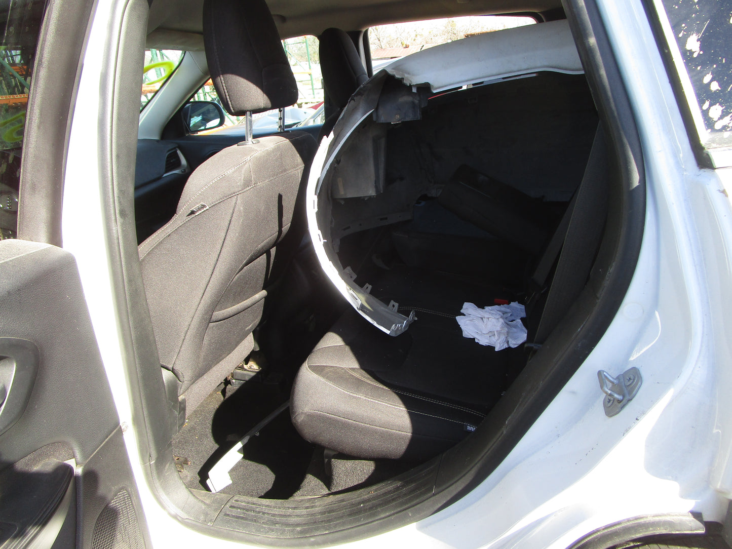 2/2 2014 - 2018 Jeep Cherokee | All Parts G - Z | SKU #: 16805 CQ-15