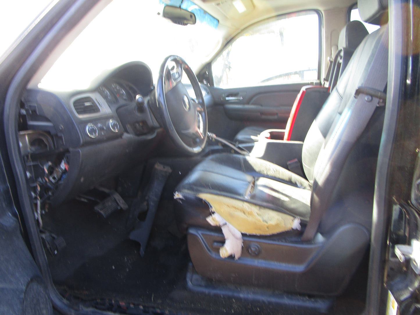 2/2 2007 - 2014 Chevrolet Suburban | All Parts G - Z | SKU #: 16803 CQ-13