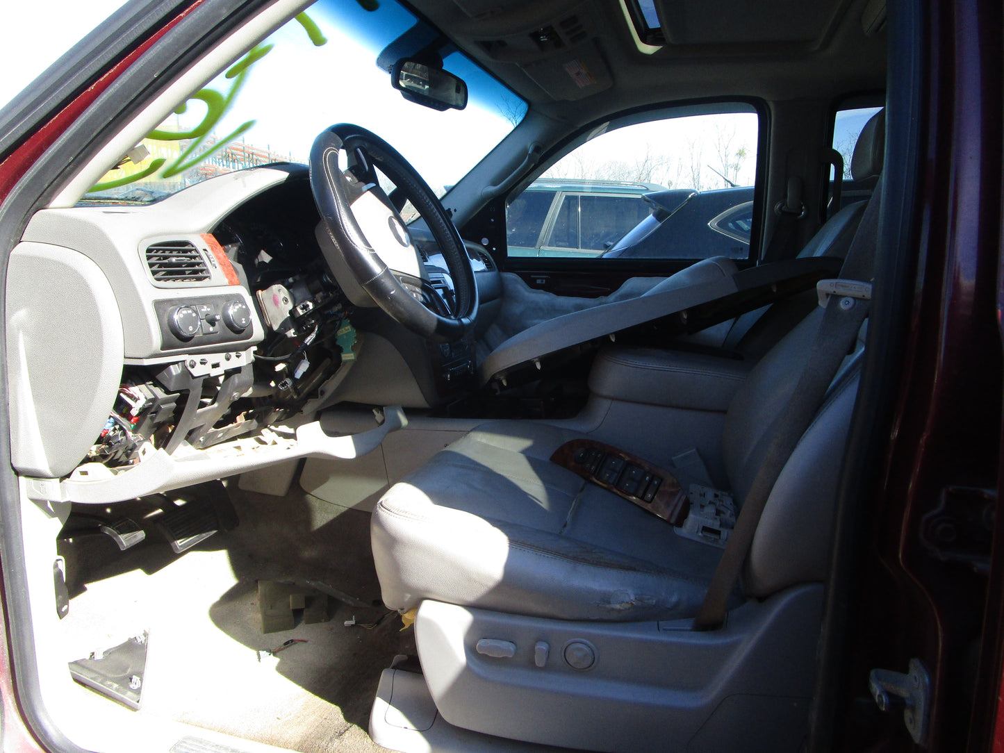 2/2 2007 - 2014 Chevrolet Suburban | All Parts G - Z | SKU #: 16801 CQ-11