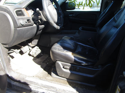 2/2 2007 - 2014 Chevrolet Avalanche | All Parts G - Z | SKU #: 16796 CQ-6