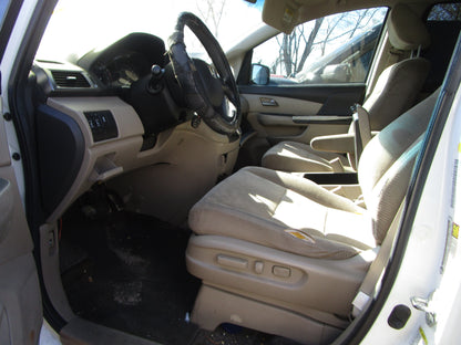 1/2 2011 - 2013 Honda Odyssey | All Parts A - F | SKU #:16795 CQ-5