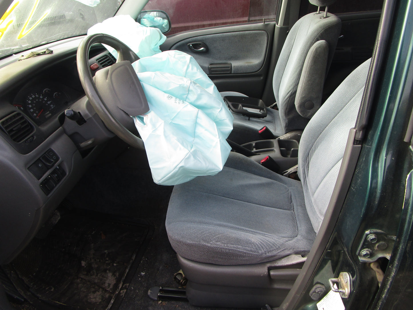 1/2 2001 - 2004 Suzuki Vitara l | All Parts A - F | SKU #:16819 CR-9