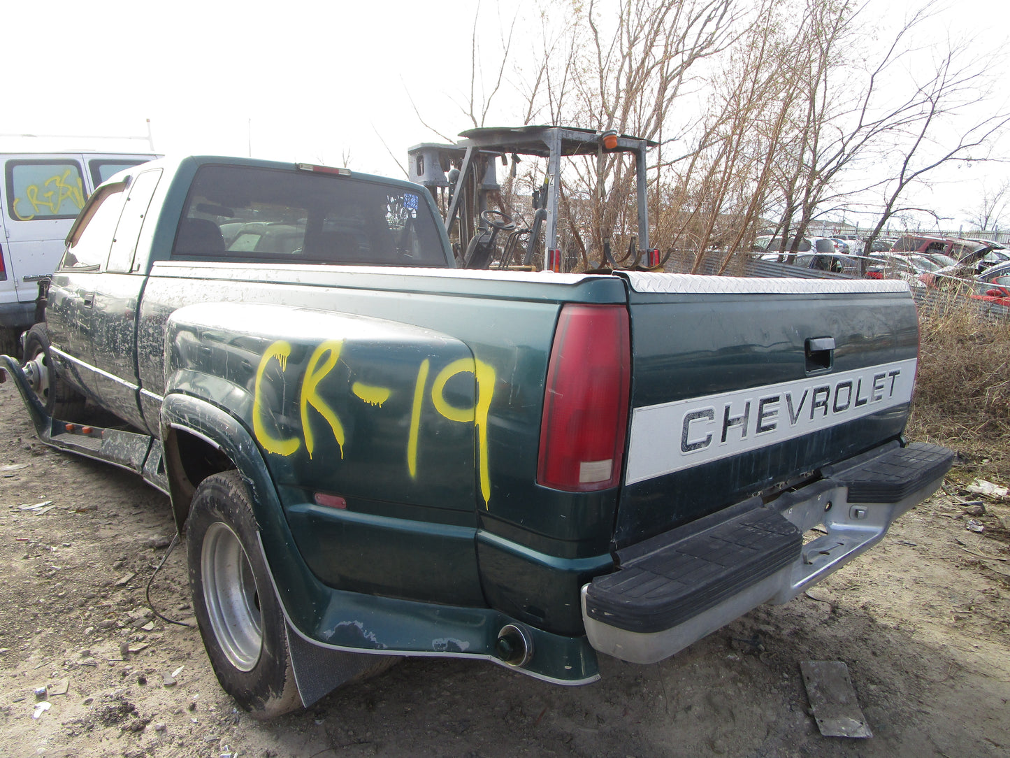 1/2 1995 - 2000 Chevrolet Silverado 3500 | All Parts A - F | SKU #: 16829 CR-19