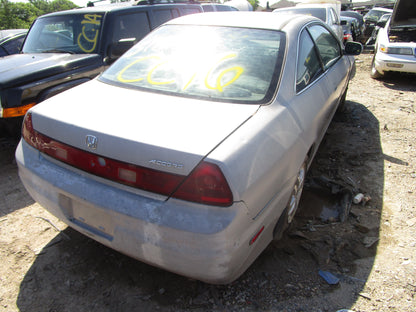 2001 HONDA ACCORD - PARTING OUT - CC-16 - STK# 16126