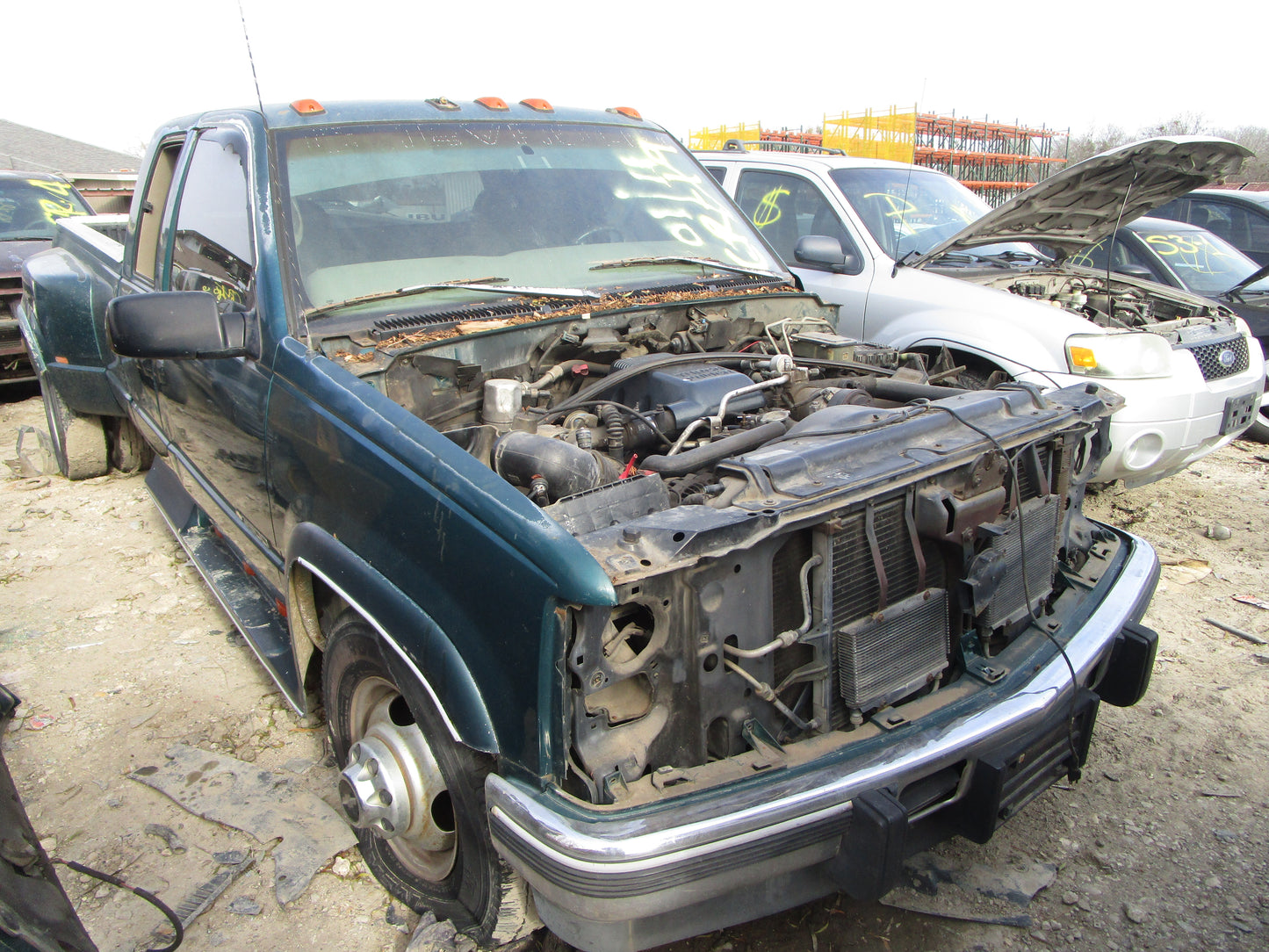 2/2 1995 - 2000 Chevrolet Silverado 3500 | All Parts G - Z | SKU #: 16829 CR-19