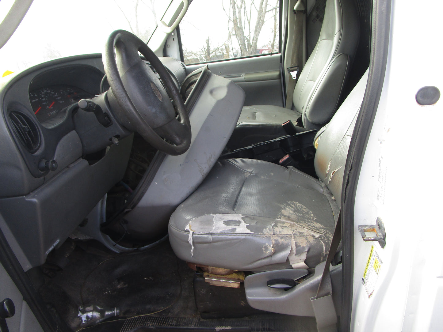 2/2 2002 - 2007 Ford E250  | All Parts G - Z | SKU #:16813 CR-3