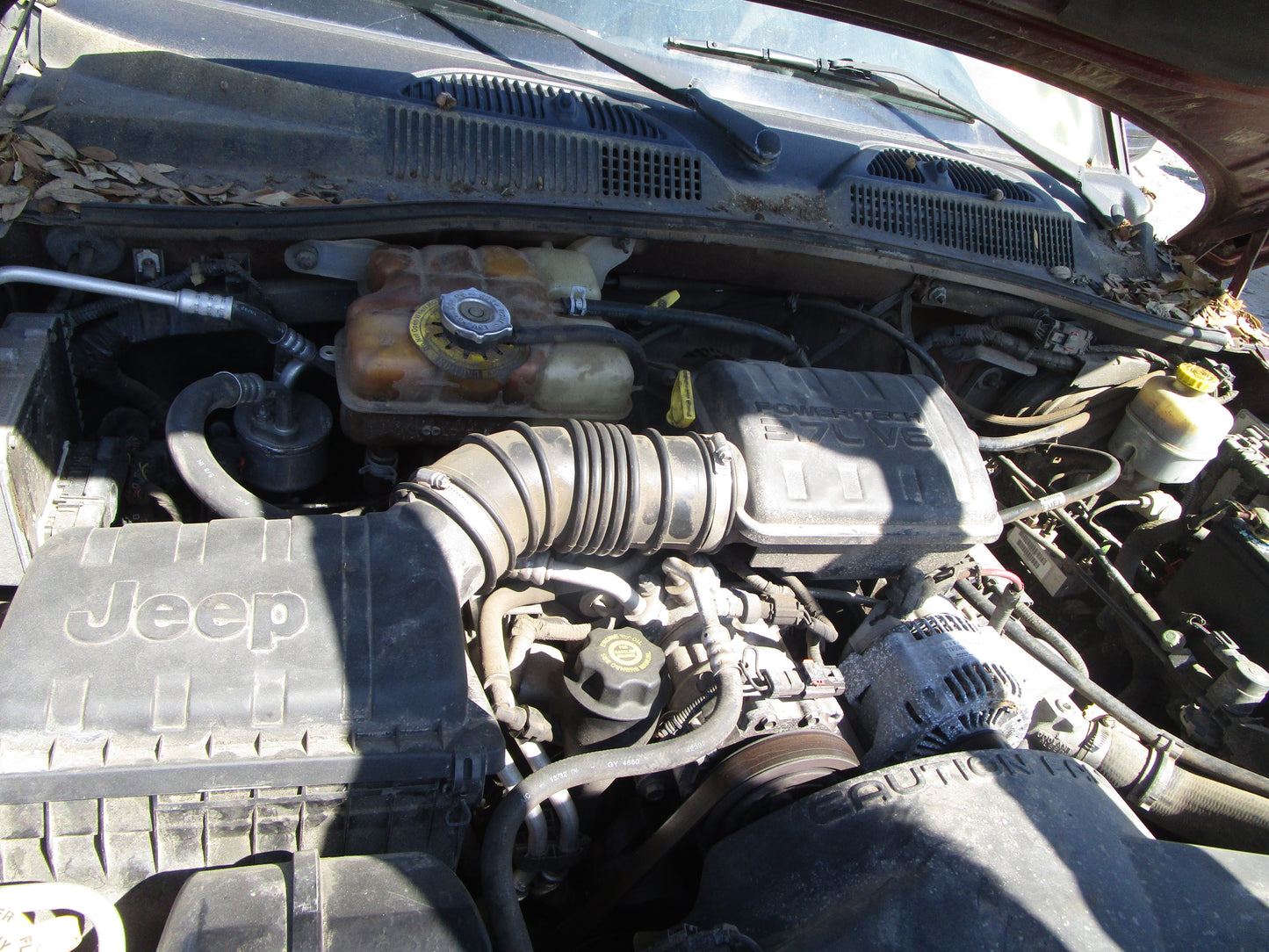 2002 JEEP LIBERTY - 3.7 L ENGINE - # 16128