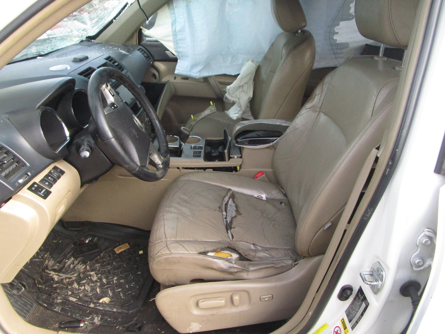 1/2 2011 - 2013 Toyota Highlander | All Parts A - F | SKU #: 16821 CR-11