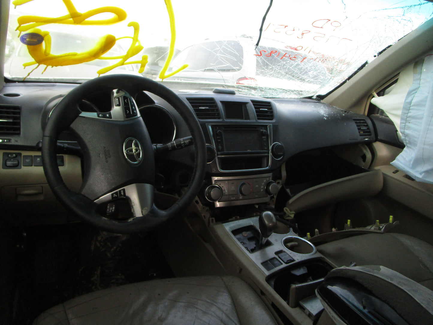 2/2 2011 - 2013 Toyota Highlander | All Parts G - Z | SKU #: 16821 CR-11